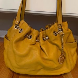 Michael Michael Kors Jet Set Chain Ring Tote